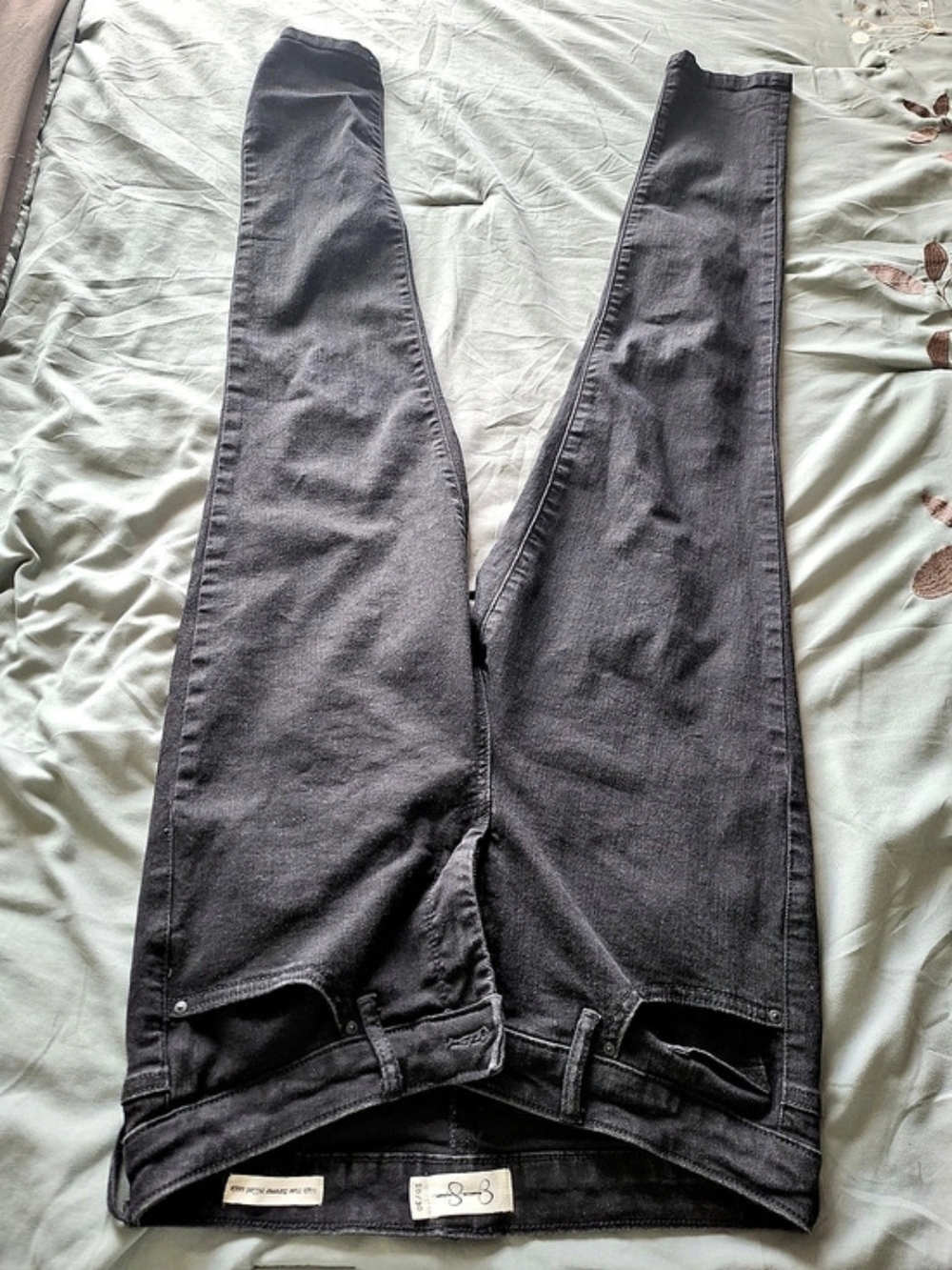 Jessica Simpson Brand 811 Skinny Jeans Gray Waist 27